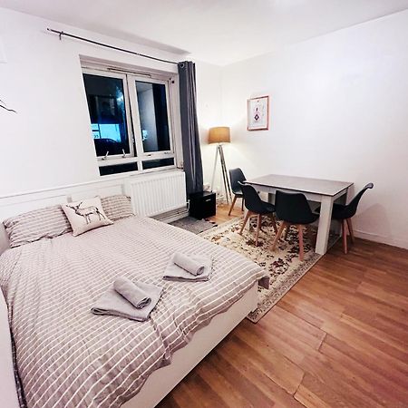 Spacious Flat With 2 To 3 Bedrooms In Central Londýn Exteriér fotografie